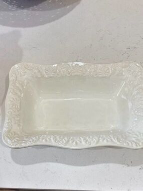 Bizzirri Made Italy White Embossed Ceramic Rectangle Serving Dish 12” x 8”